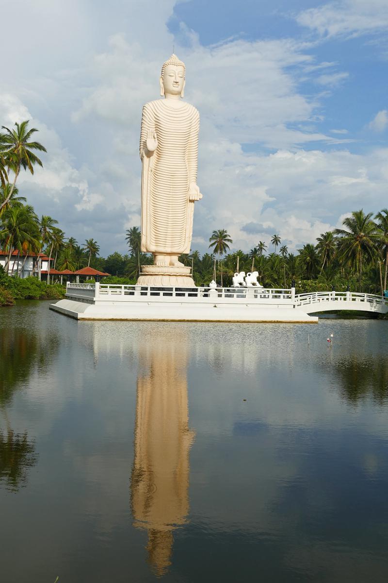Posąg Buddy upamiętniający wielkie tsunami z 2004 r.