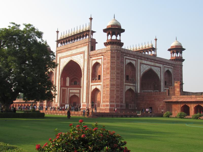 Agra. Taj Mahal – główna brama