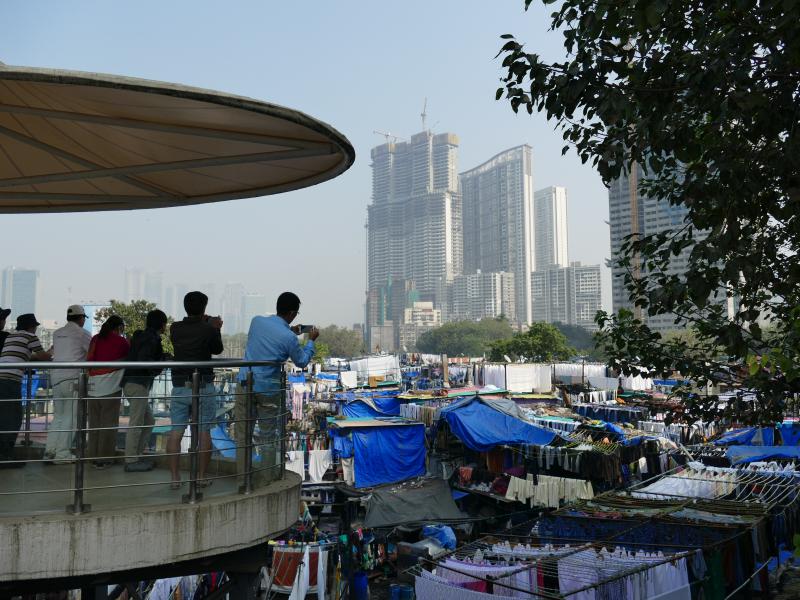 Platforma widokowa i wielkie pralnie Bombaju – Dhobi Ghats