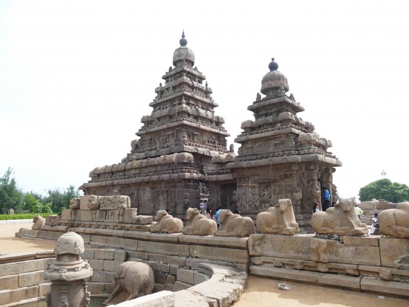 Mahabalipuram.  Perła architektury drawidyjskiej z VIII w.  Nadmorska  Shore Temple