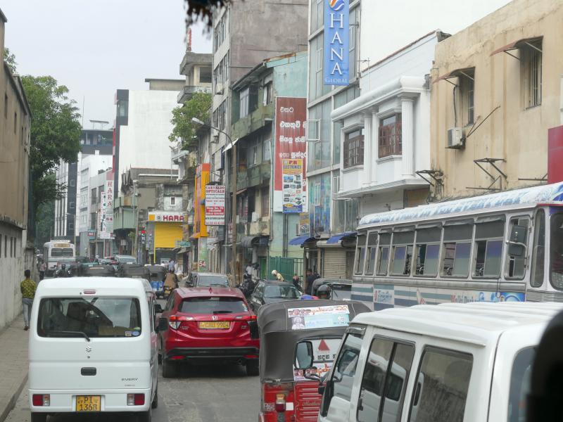 Zatłoczone ulice Colombo