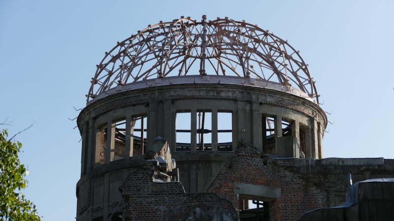 Metalowy szkielet kopuły budynku Organizacji Rozwoju Przemysłu z 1915  r., 160 m od epicentrum wybuchu